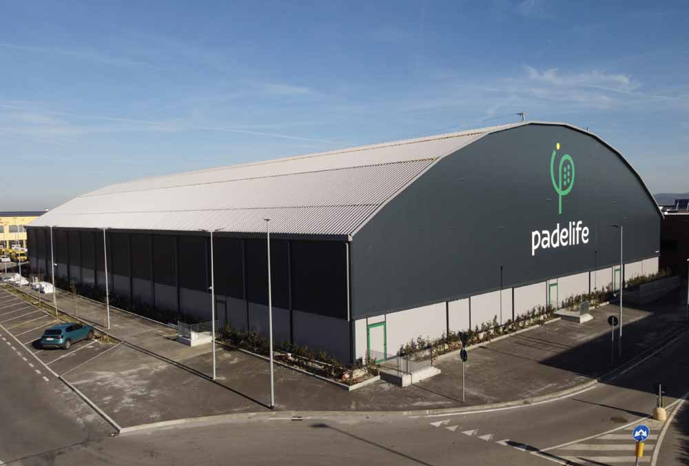 Insulation solutions for padel fields