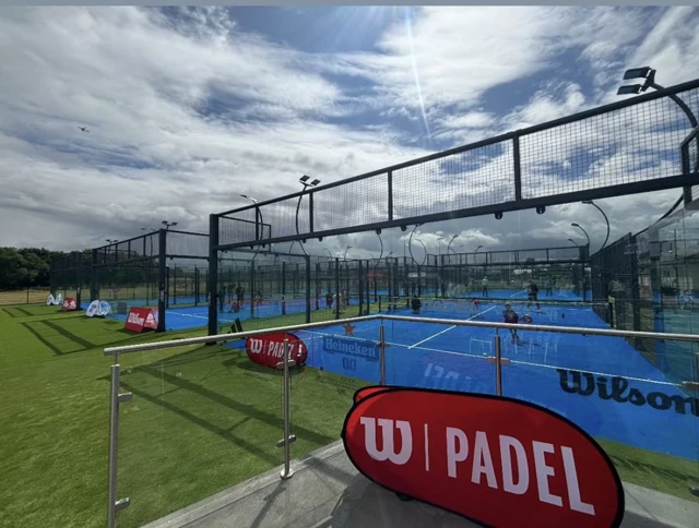 padel standard outdoor